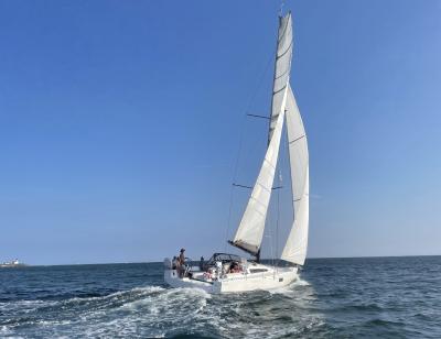 HAPPY sailing out the West Passage